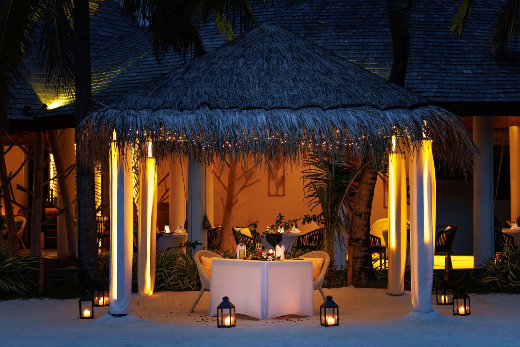 Ozen Life Maadhoo 호텔 Maadhoo  외부 사진